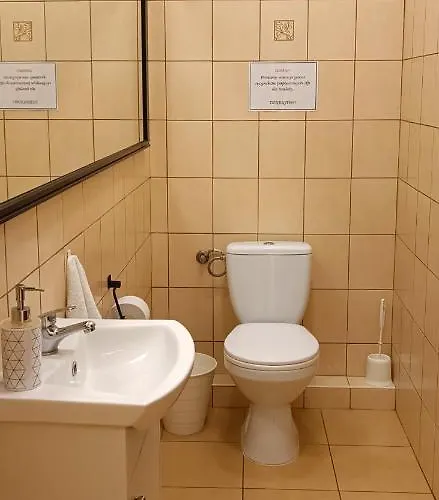 Gasthof Przytulny Prywatny W Scislym Centrum Warszawy 4 *